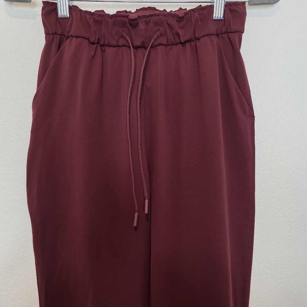 Lululemon Stretch High-Rise Jogger Pants In Red Merlot Sz 4 - Picture 5 of 10